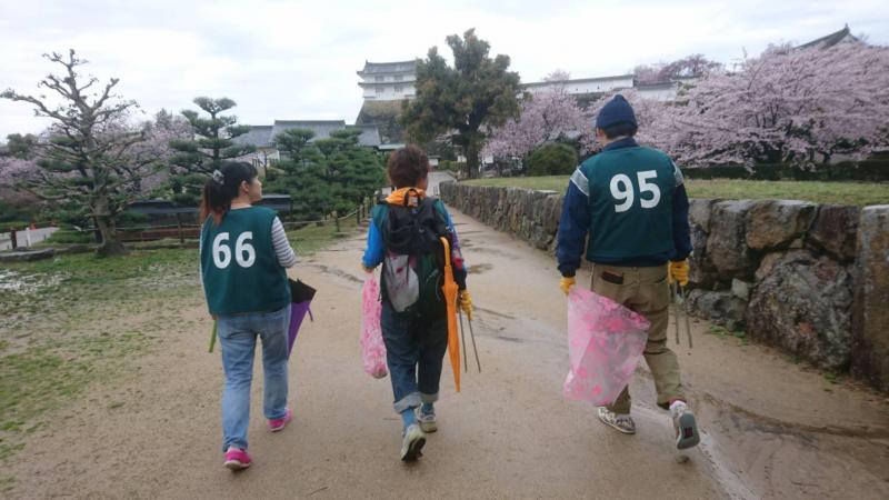 姫路城おしろのおそうじ会に参加バード画像