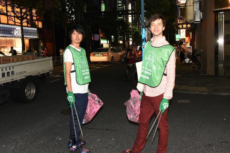 ６月１９日歌舞伎町お掃除画像