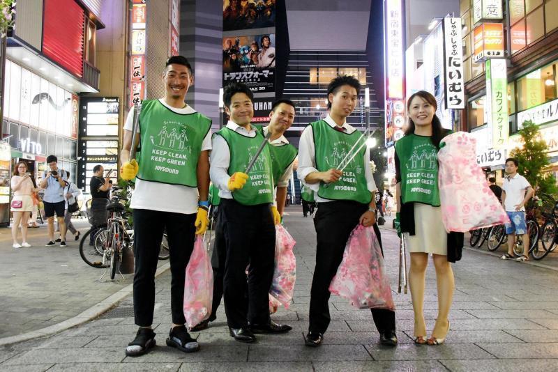 ７月3日歌舞伎町お掃除画像
