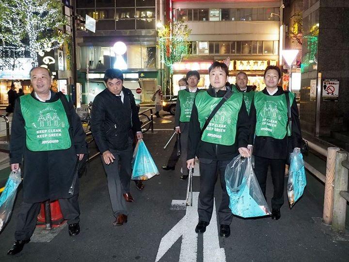 11月20日歌舞伎町お掃除画像