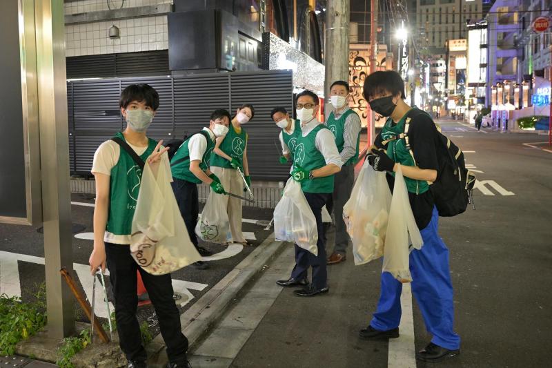 8月1日歌舞伎町お掃除画像